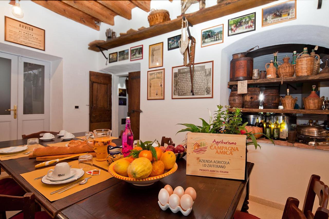 Casa Zafferano Guest House Albenga Bagian luar foto